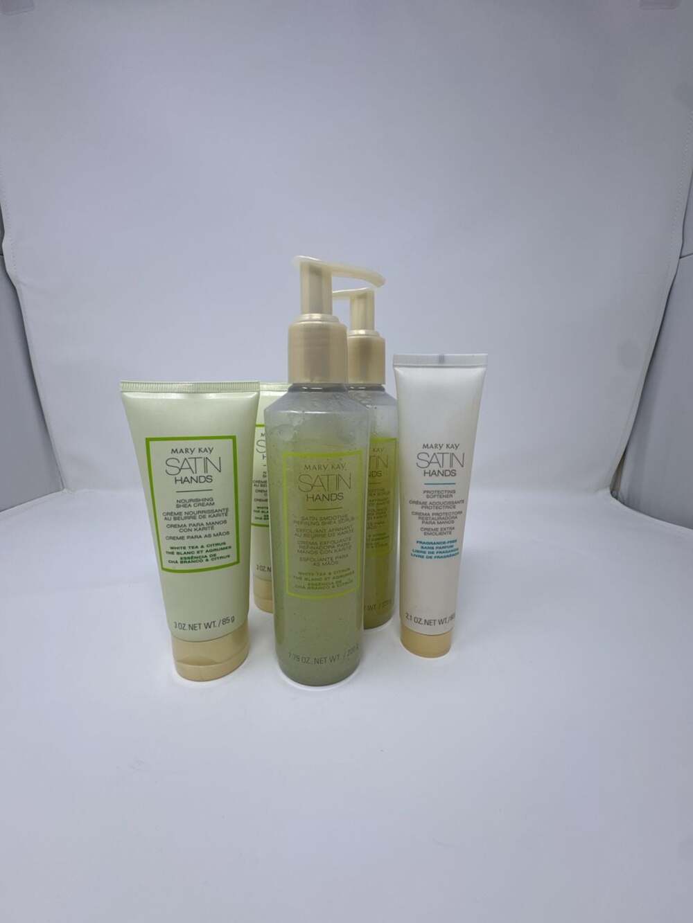 Mary Kay Satin Hands Pampering Set